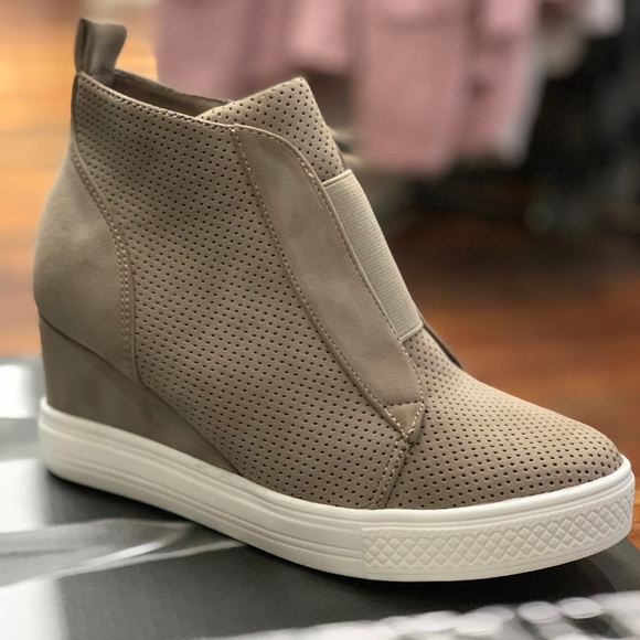 zoey wedge sneaker taupe